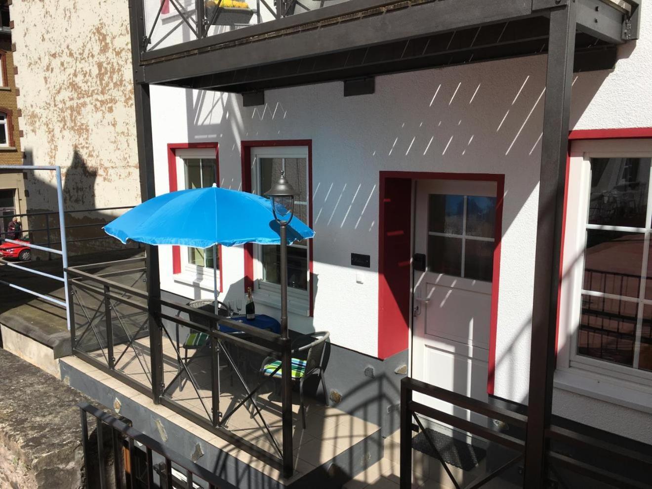 Mosel Ferienhaus Reblaus 摩泽尔河畔的泽尔 外观 照片