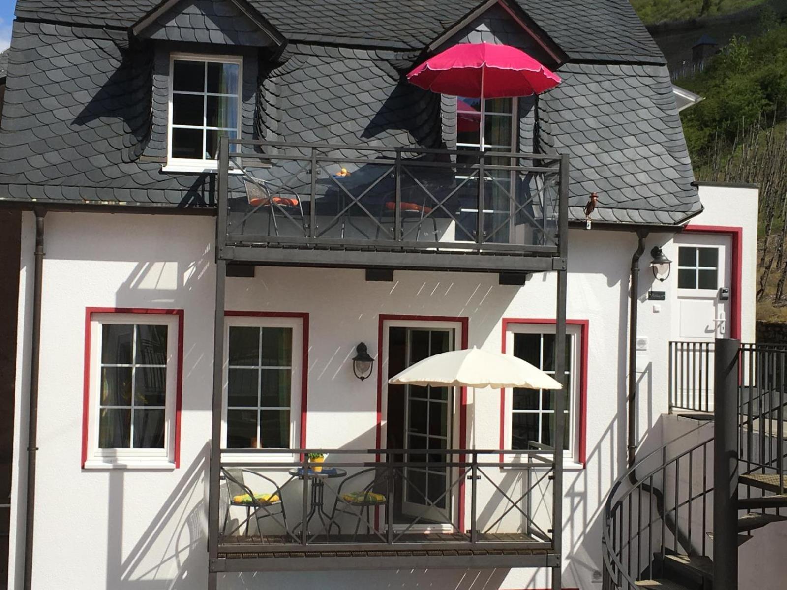 Mosel Ferienhaus Reblaus 摩泽尔河畔的泽尔 外观 照片